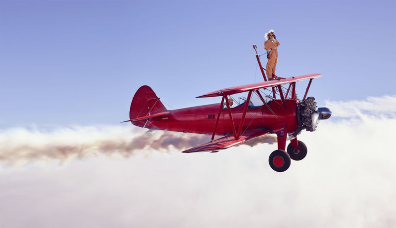 Illustration for article titled Here's Rihanna Styling On Top of a Plane for Harper's Bazaar